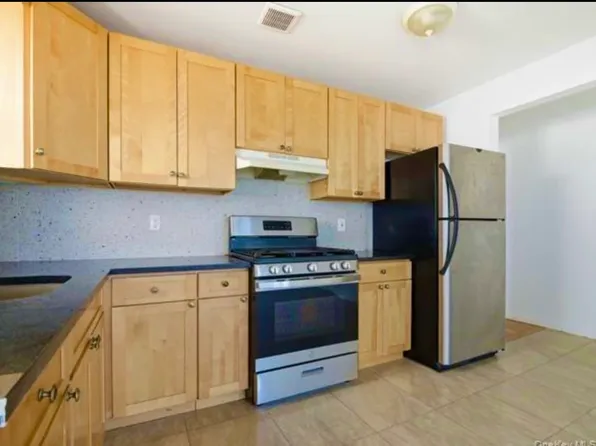 (undisclosed Address), Bronx, NY 10460