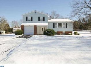 76 Austin Dr, Holland, PA 18966