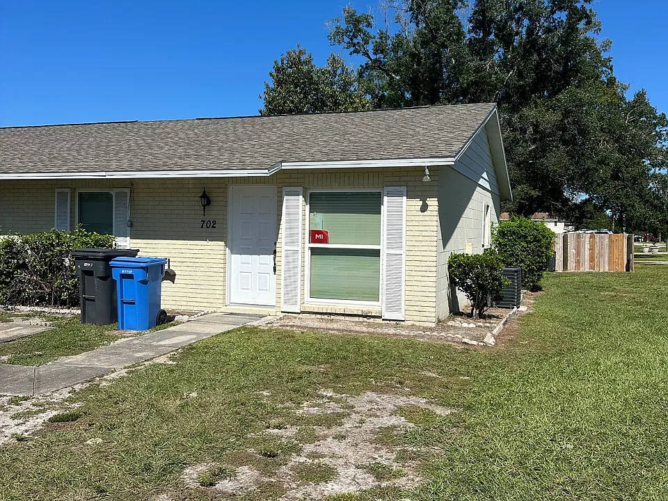 702 Sunbright Dr #702