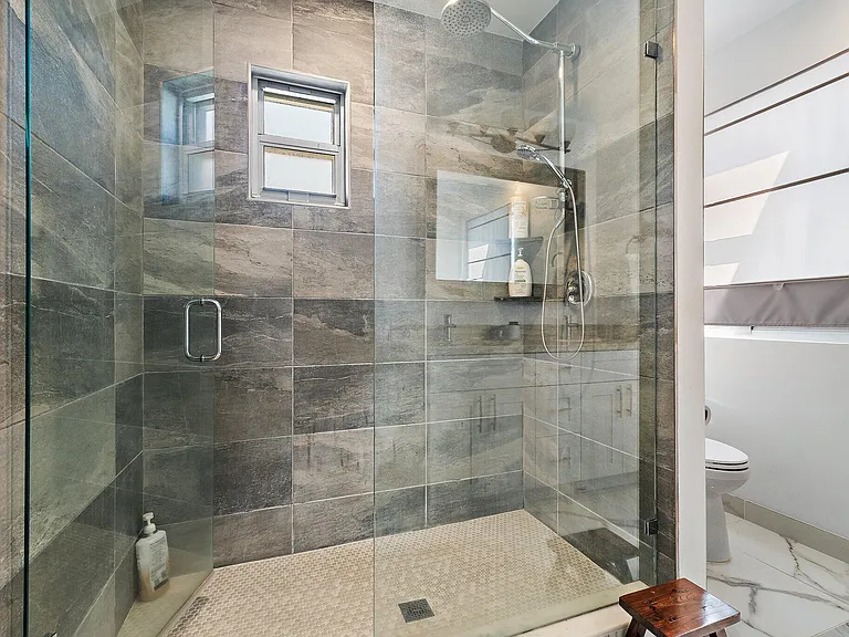 423 Avenida Alegre — Photo 18