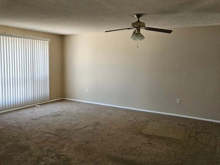 10010 W Andover Ave — Photo 17