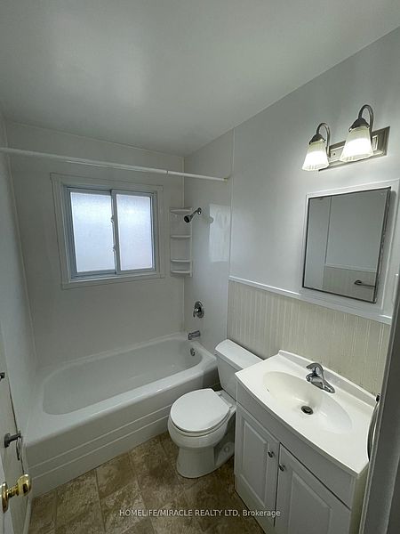 Kitchener Apartment for rent - 3 Bedrooms — photo 4