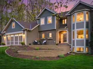 1021 Wildwood Way, Chaska, MN 55318