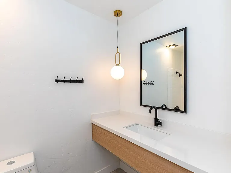 2821 Morena Blvd #7 — Photo 2