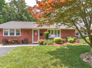 206 Pearl Pl, Piscataway, NJ