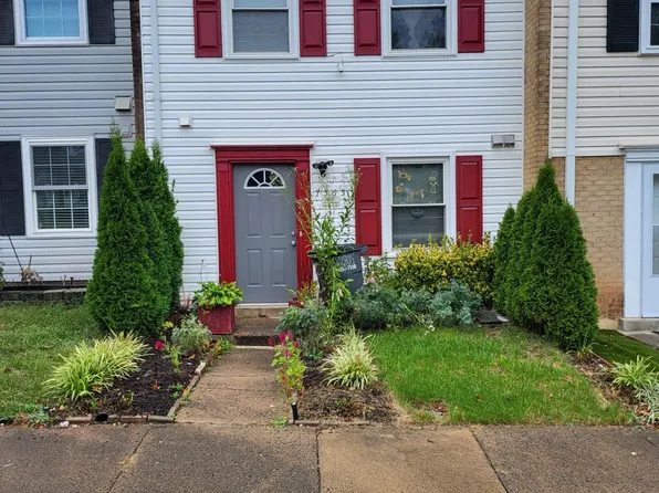 7565 Whitehall Dr, Manassas, VA 20111