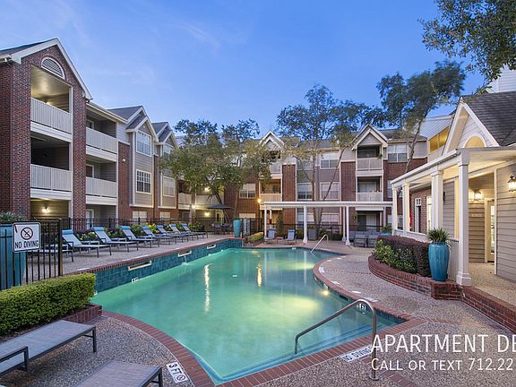 3rd image of 2834 Greenbriar St #3571