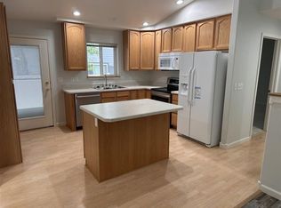 3121 New Hope Dr, Billings, MT 59102