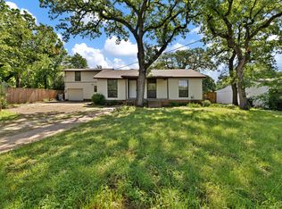 2605 Stark St, Fort Worth, TX 76112