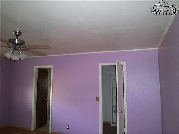 Home for Sale in Burkburnett, TX $82,900