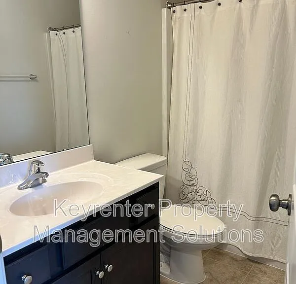 213 Willowshire Ct — Photo 31