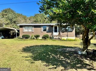 156 Churchwell Rd, Cochran, GA 31014