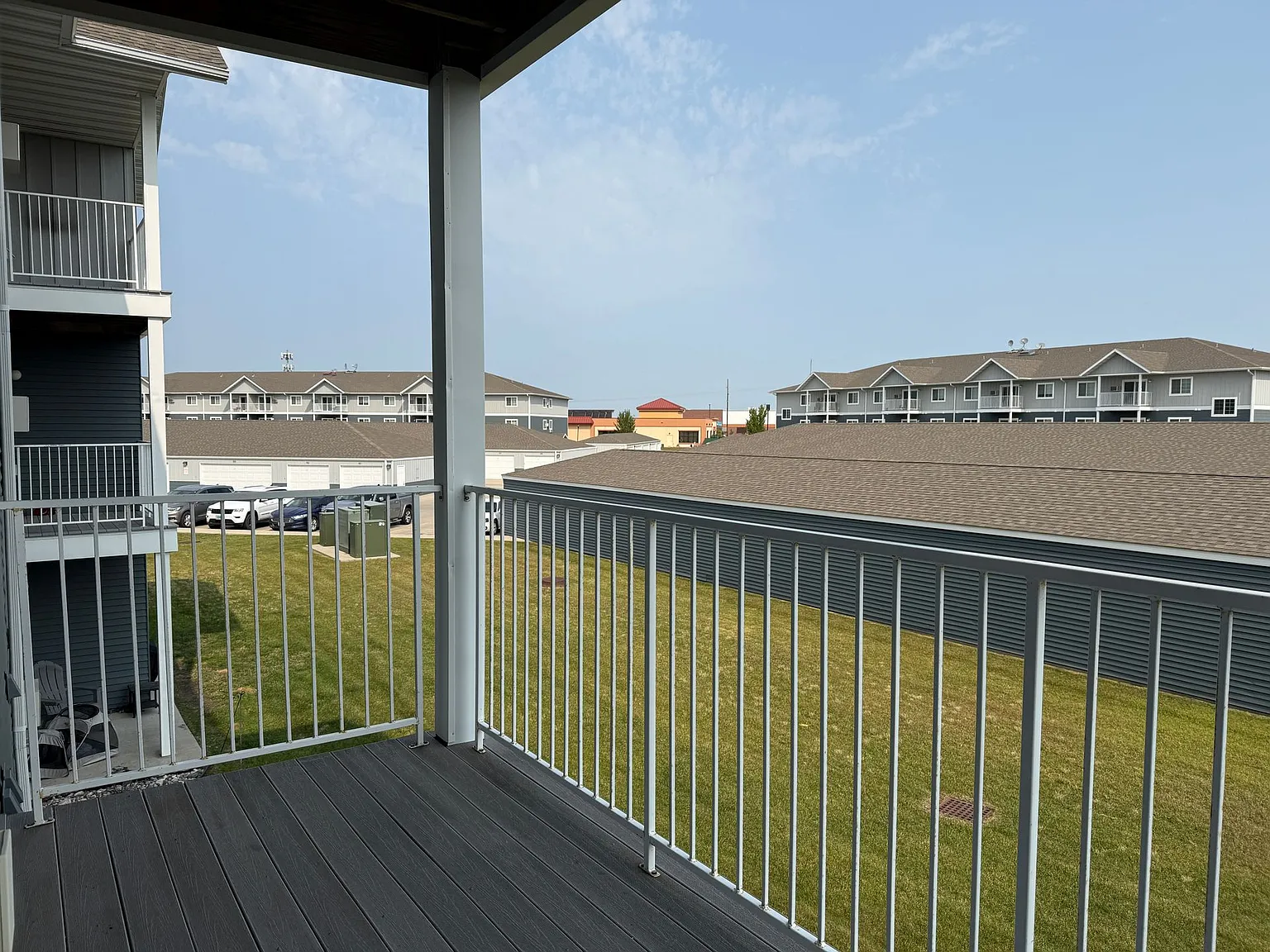 West Lake III Apartments — Photo 4