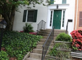 13114 Rock Ridge Ln, Woodbridge, VA 22191