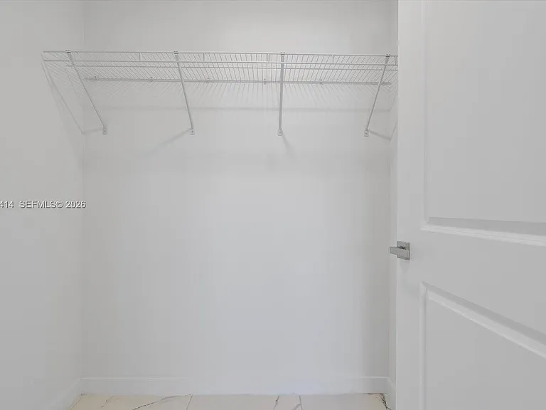 420 SW 7th Ave #304 — Photo 12
