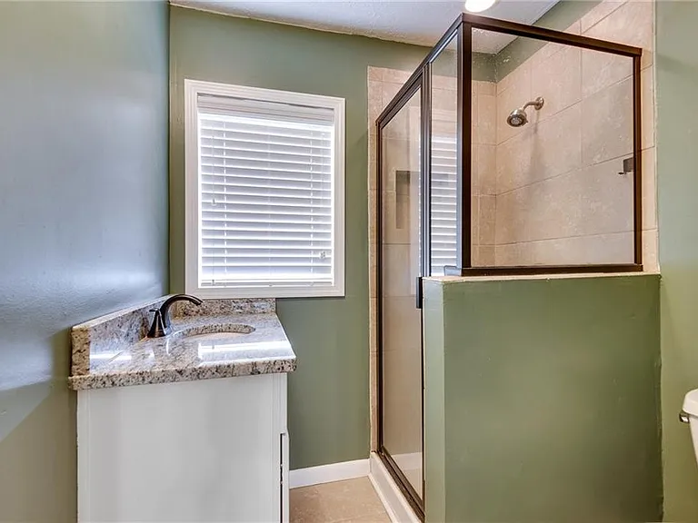 1424 Hosea L Williams Dr NE — Photo 27