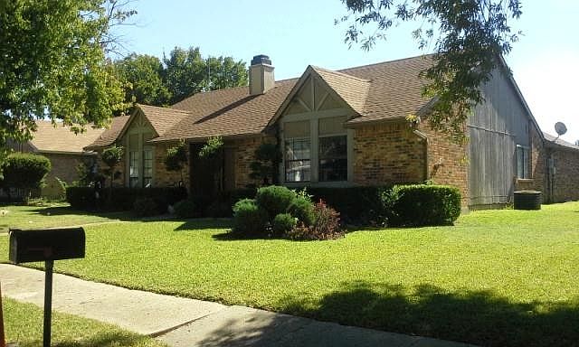 2nd image of 8602 Chesham Dr