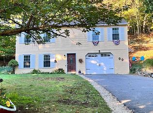 68 Westbrook Rd, Centerbrook, CT 06409