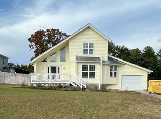 917 Bonaire Rd, Wilmington, NC 28412