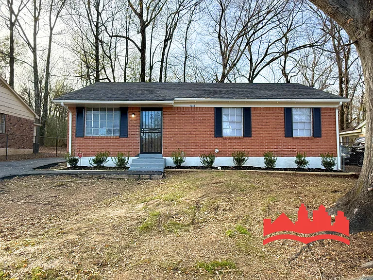 4061 Mossville St — Photo 1
