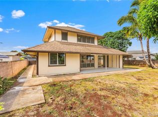 95-748 Lewanuu St, Mililani, HI 96789