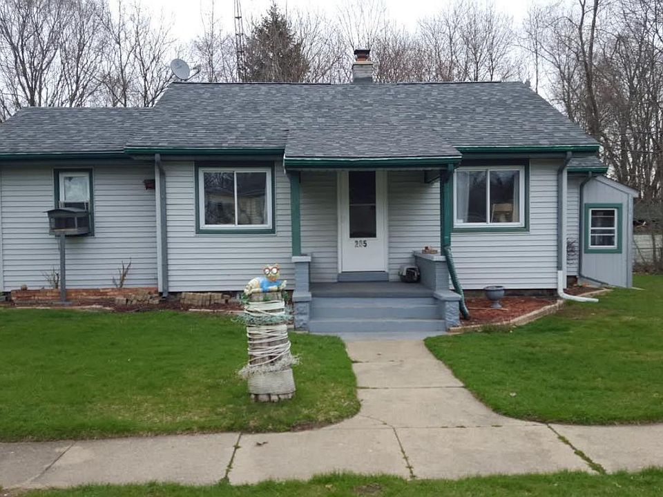1st image of 205 Niepoth St