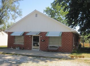 376 S Adams St, Memphis, MO
