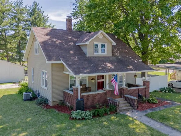 120 W Saint Clair St, Vandalia, IL 62471