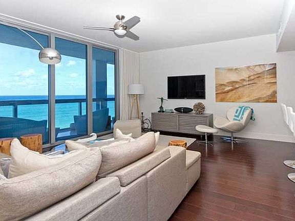 4th image of 6899 Collins Ave Unit 1101