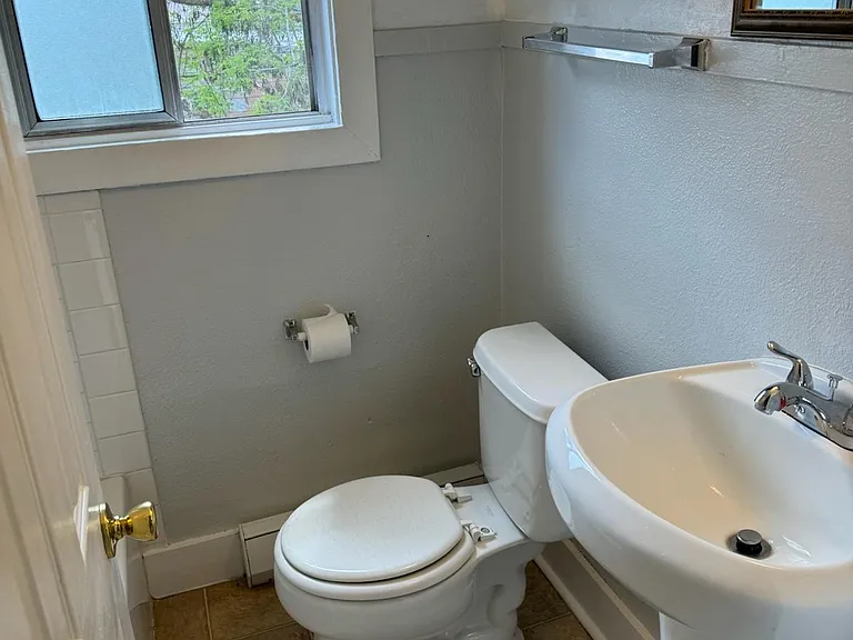1819 W 1st Ave #3 — Photo 8