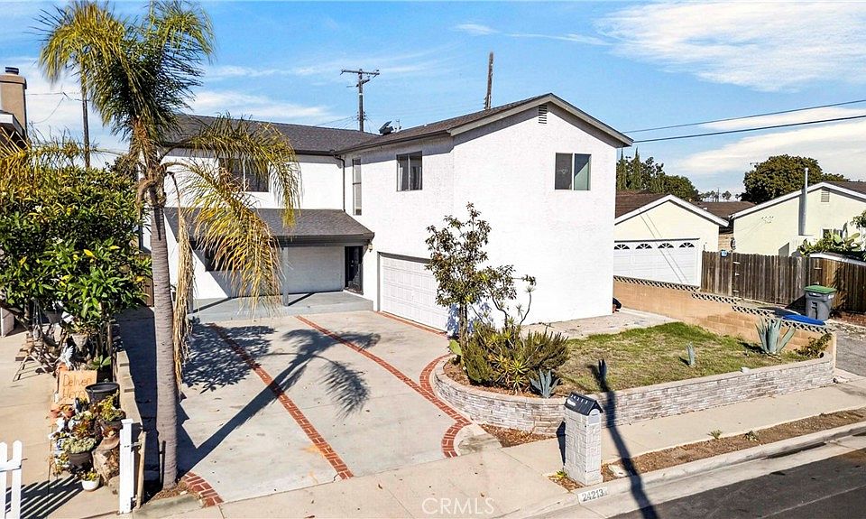 1st image of 24213 Seagrove Ave