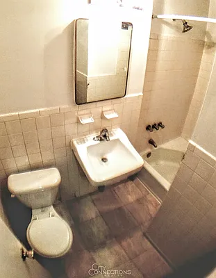 Rented by City Connections Realty | media 7