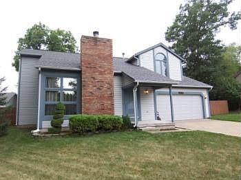 1st image of 30 Mayflower Ct