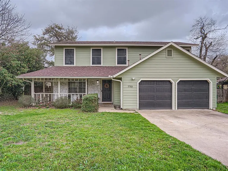 7701 Copano Dr — Photo 2