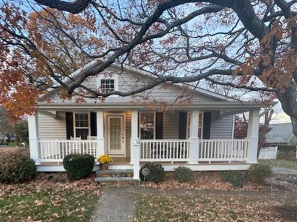 442 Riverdale Rd