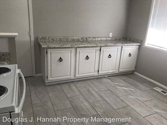 4th image of 8505 E 92nd Pl