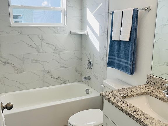 Full bath on second floor