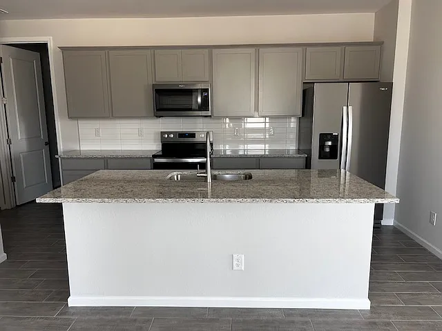 1816 S 245th Dr — Photo 5