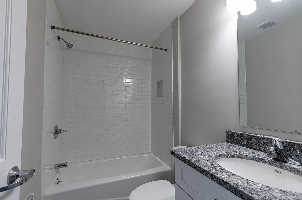 Townhomes at Colonial Village - 80-10... — Photo 2