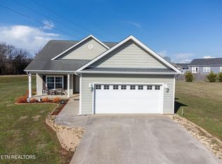 105 Legacy Park Blvd, Loudon, TN 37774