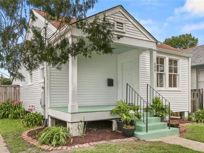 200 Alonzo St, New Orleans, LA, 70115