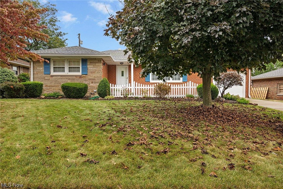 1428 Marilyn Ave NW, Canton, OH 44708 | Zillow