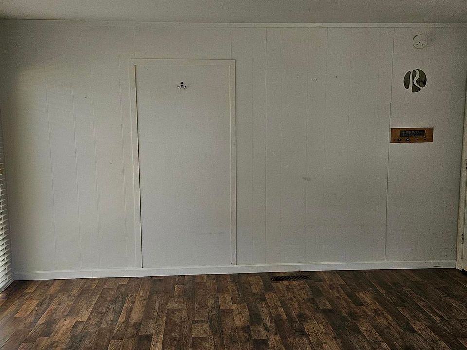 Living Rm backside