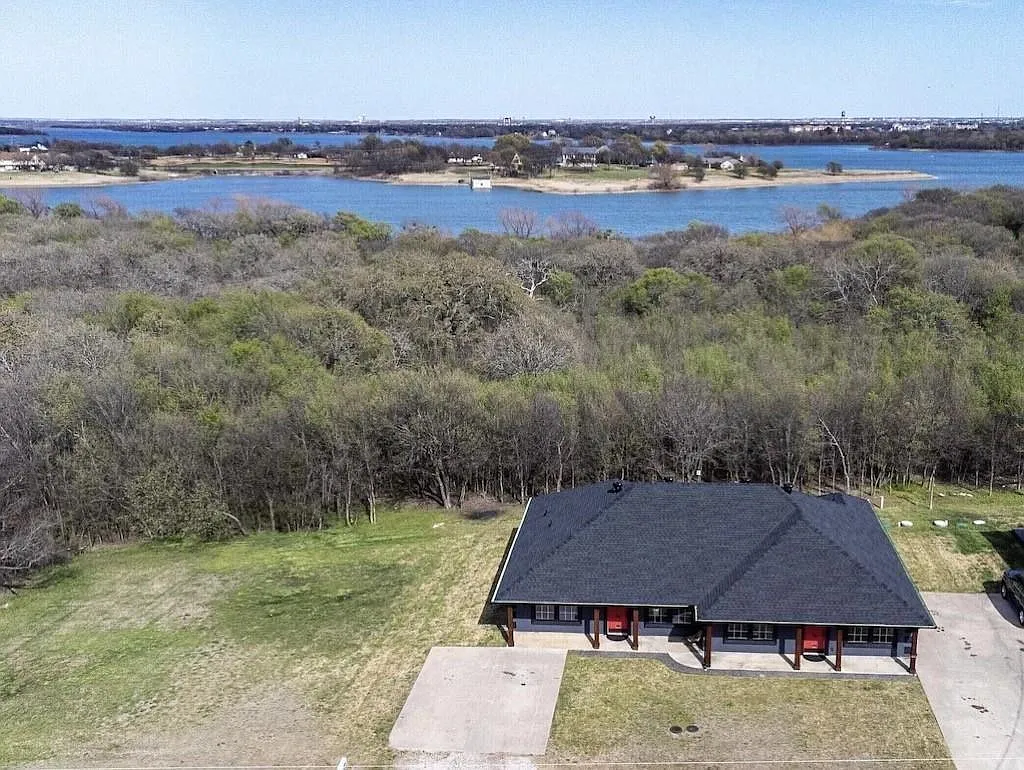 3606 Kayewood Street Little Elm, TX 75068 — Photo 4