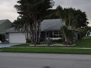 1823 Stonehaven Dr, Boynton Beach, FL 33436