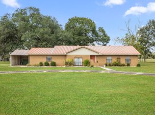 182 Lakeview 2 Rd, El Campo, TX 77437