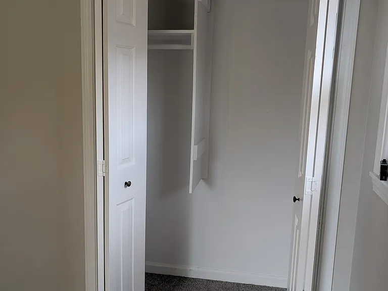 2105 Sun Cir — Photo 19