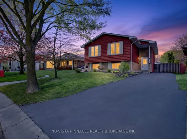 15 Tumbleweed Cres, London, ON N6E 2N5