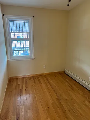 Rented by RE MAX Team | media 6