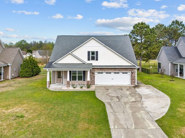 405 Antioch Lakes Road, New Bern, NC 28560